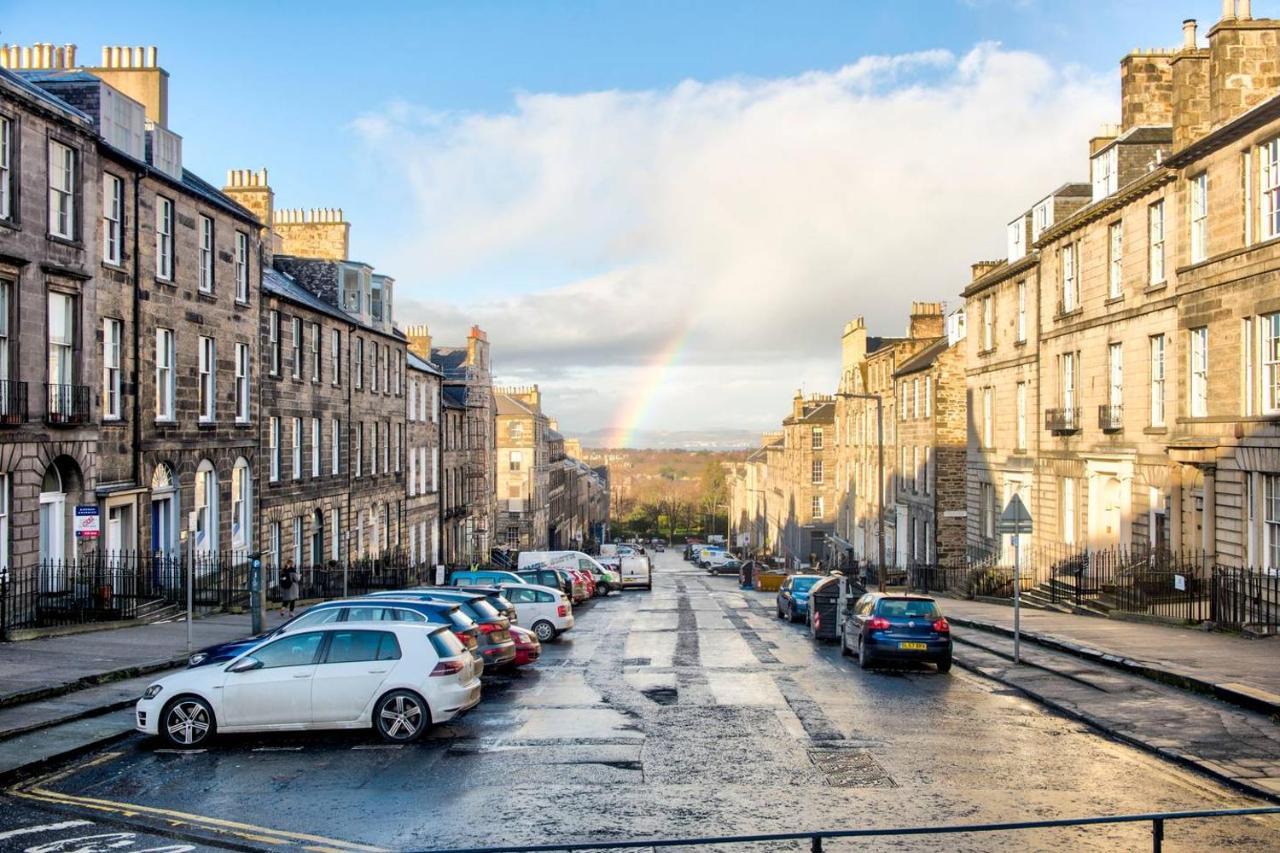 Guestready - Modern 5 Minutes Walk From Princes Street Apartment EDI